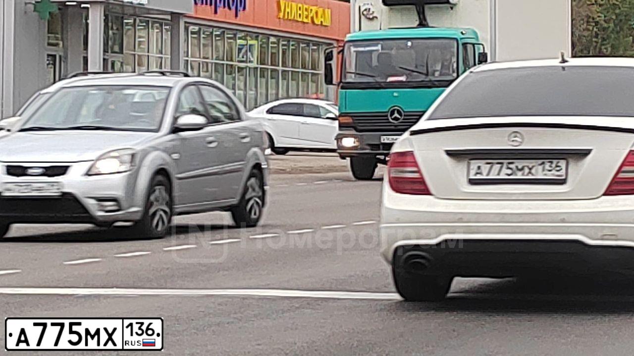 Фото автомобиля MERCEDES C-KLASSE, 2011 — госномер А775МХ136. Цвет: Белый