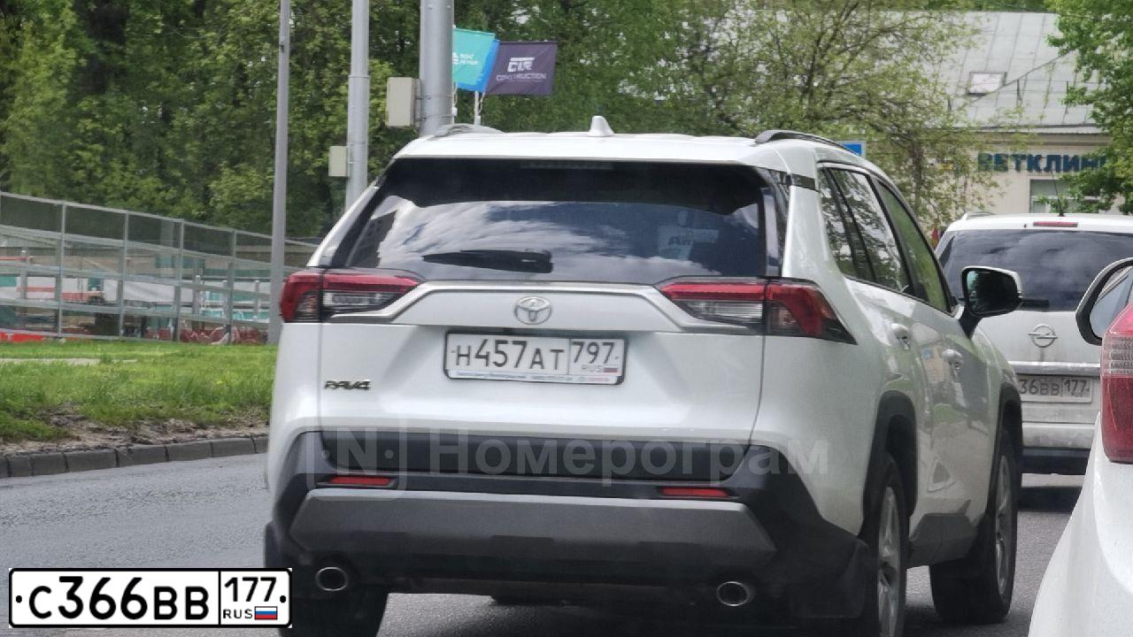 Фото автомобиля KIA MAGENTIS / OPTIMA, 2005 — госномер С901НВ190. Цвет: Серебристый
