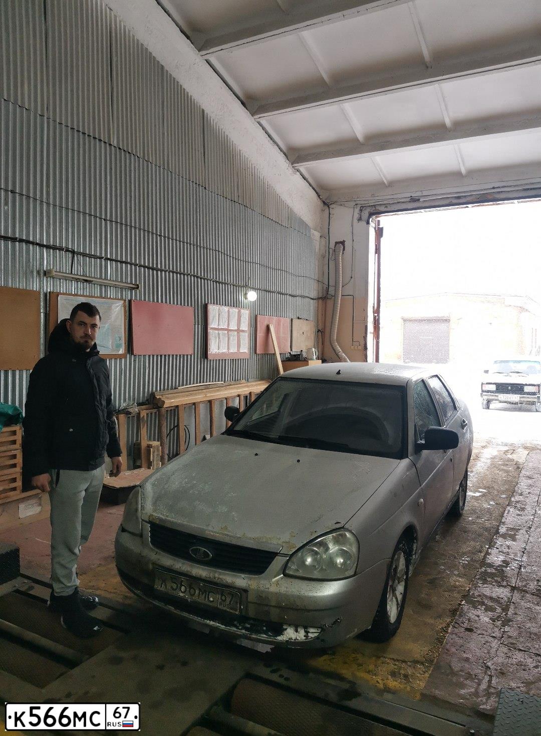 Фото автомобиля LADA PRIORA, 2012 — госномер М486ХК134