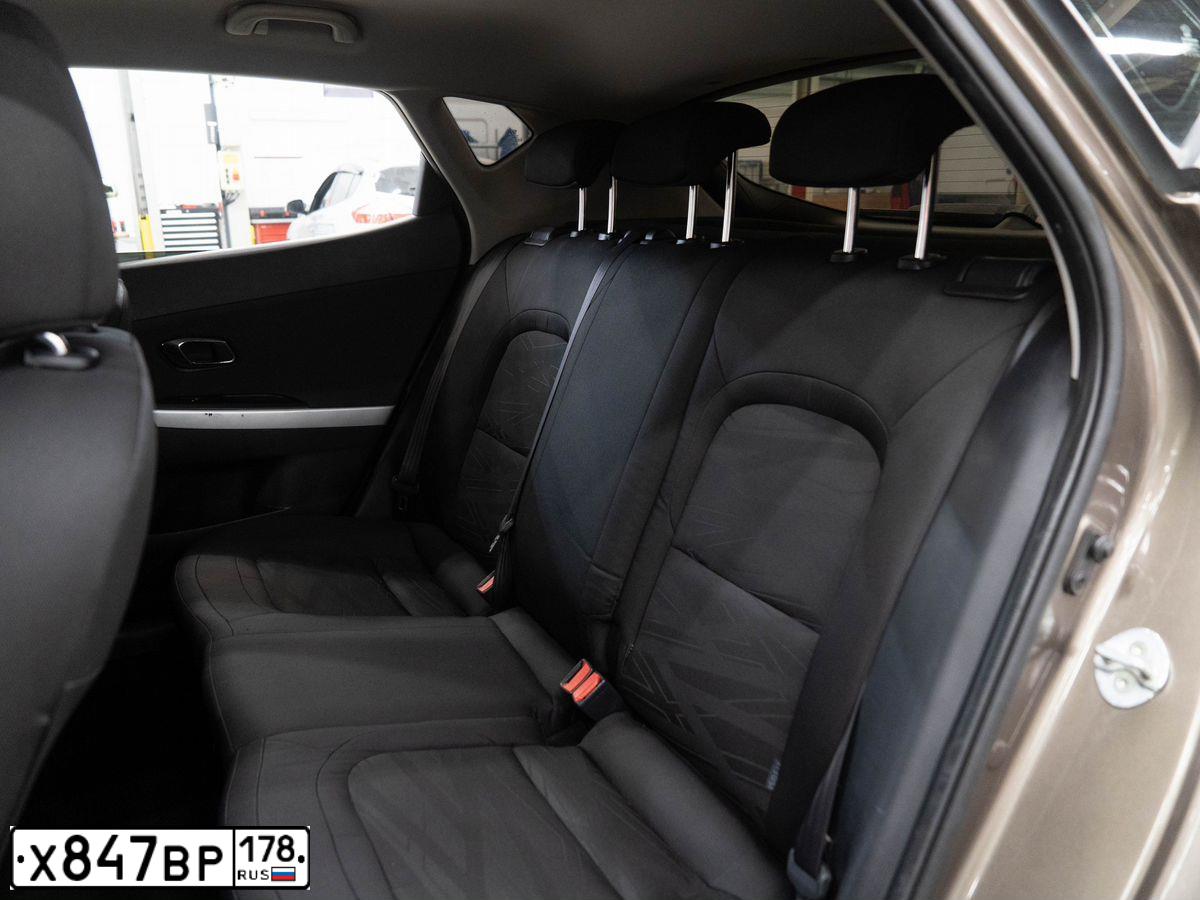 Фото автомобиля KIA CEE'D, 2017 — госномер Т306ЕХ198. Цвет: Коричневый