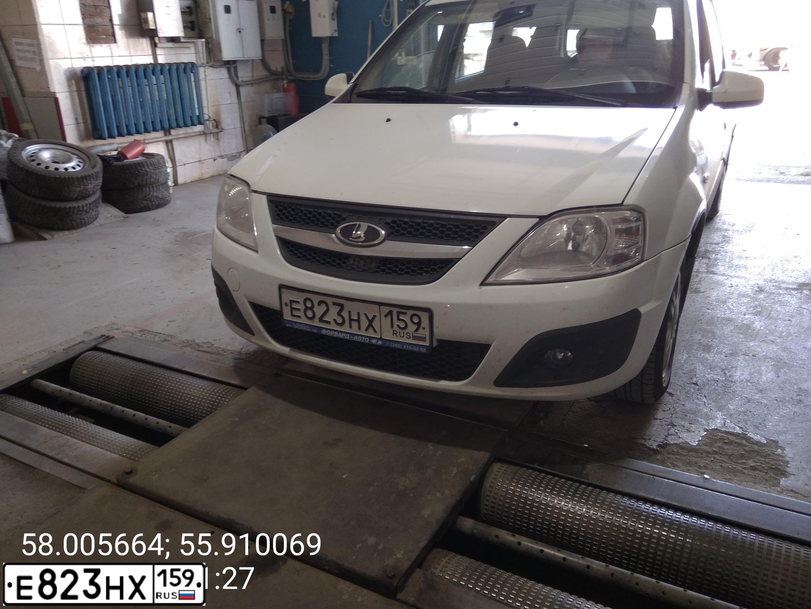 Фото автомобиля LADA LARGUS, 2014 — госномер Е823НХ159