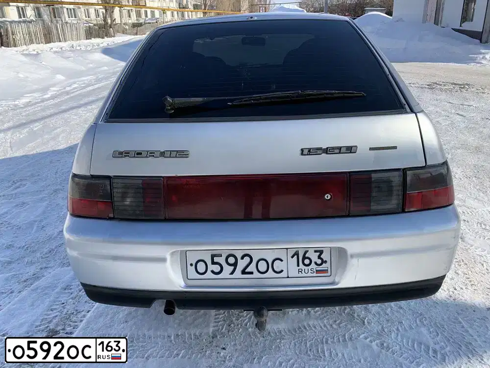 Фото автомобиля LADA 2112 LADA, 2003 — госномер О592ОС163. Цвет: СВЕТЛО-СЕРЕБР  МЕТАЛЛ