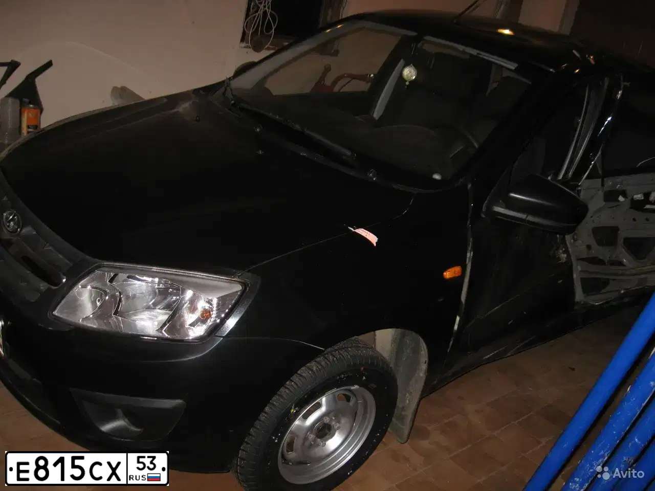 Фото автомобиля LADA 2190 GRANTA, 2015 — госномер А903РМ164. Цвет: ЧЕРНЫЙ