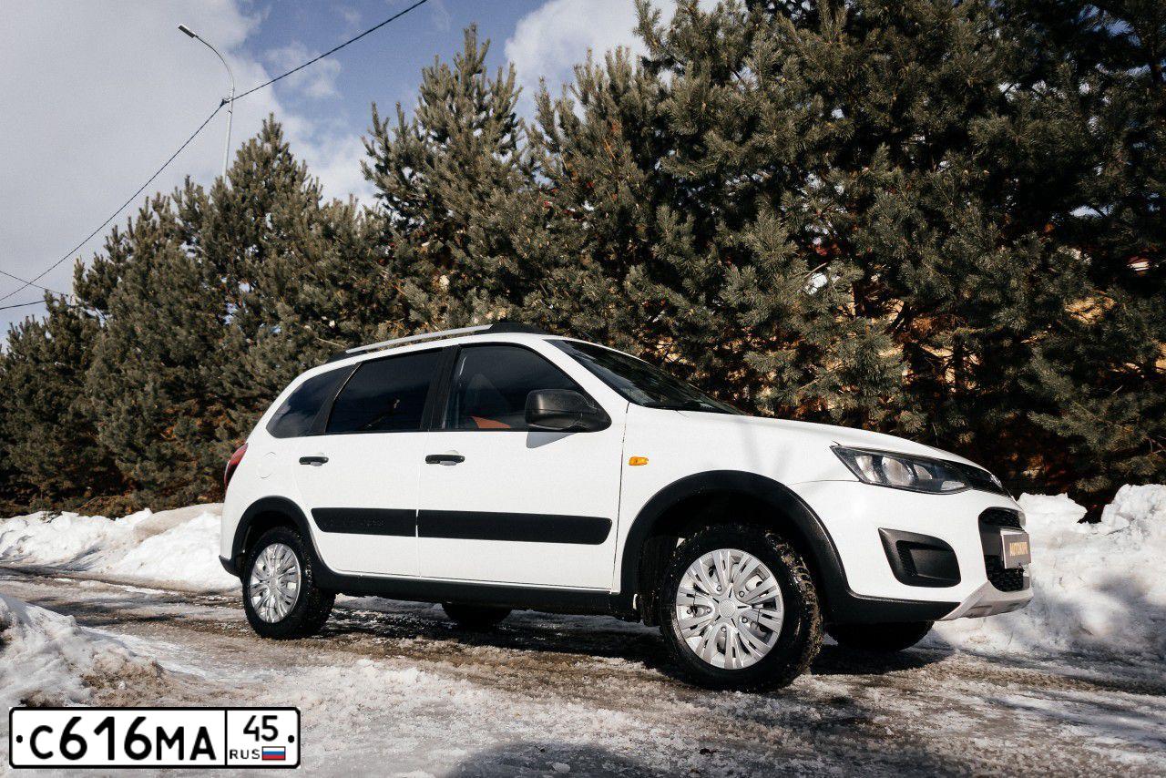 Фото автомобиля LADA 2194 KALINA, 2015 — госномер У709СО72. Цвет: Белый