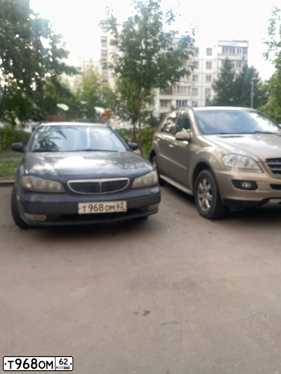 Фото автомобиля NISSAN MAXIMA, 2004 — госномер Т968ОМ62. Цвет: ЧЕРНЫЙ