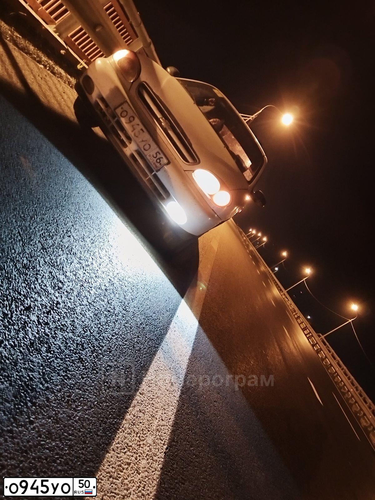 Фото автомобиля GAZ 2705 EL, 1999 — госномер О221ТН50. Цвет: ТЕМНО-СИНИЙ