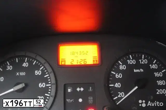 Фото автомобиля RENAULT LOGAN, 2005 — госномер М410ОК37. Цвет: СВЕТЛО-ЗЕЛЕНЫЙ