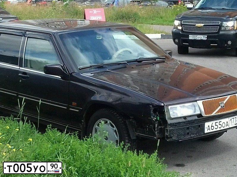 Фото автомобиля CHEVROLET TAHOE, 2008 — госномер О884КВ29. Цвет: ЧЕРНЫЙ