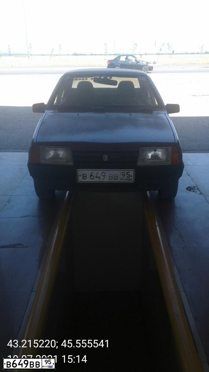 Фото автомобиля LADA 2109 SAMARA, 1998 — госномер В649ВВ95. Цвет: ТЕМНО-КРАСНЫЙ