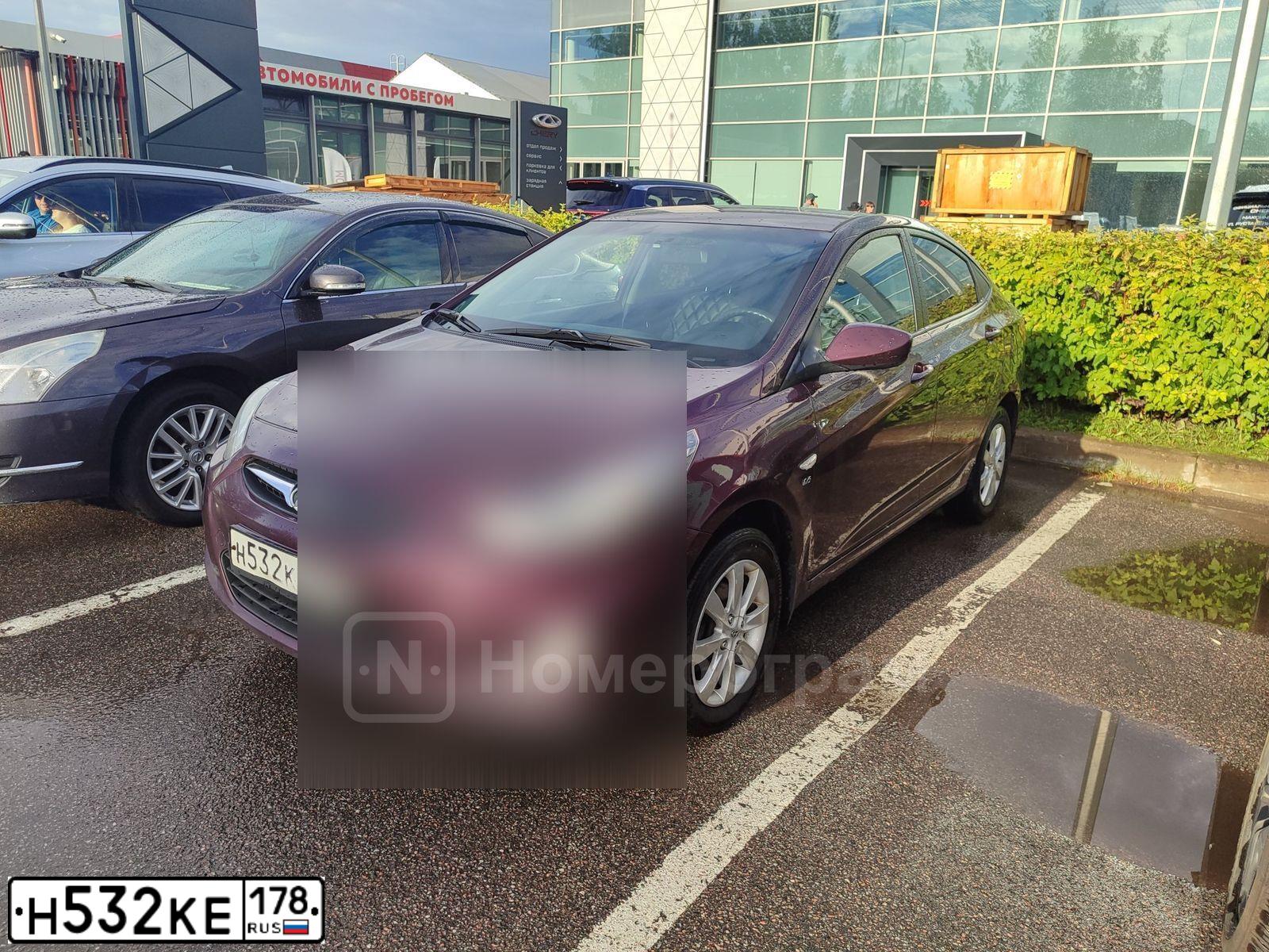 Фото автомобиля CHEVROLET LACETTI, 2008 — госномер Н532КЕ178. Цвет: КРАСНЫЙ