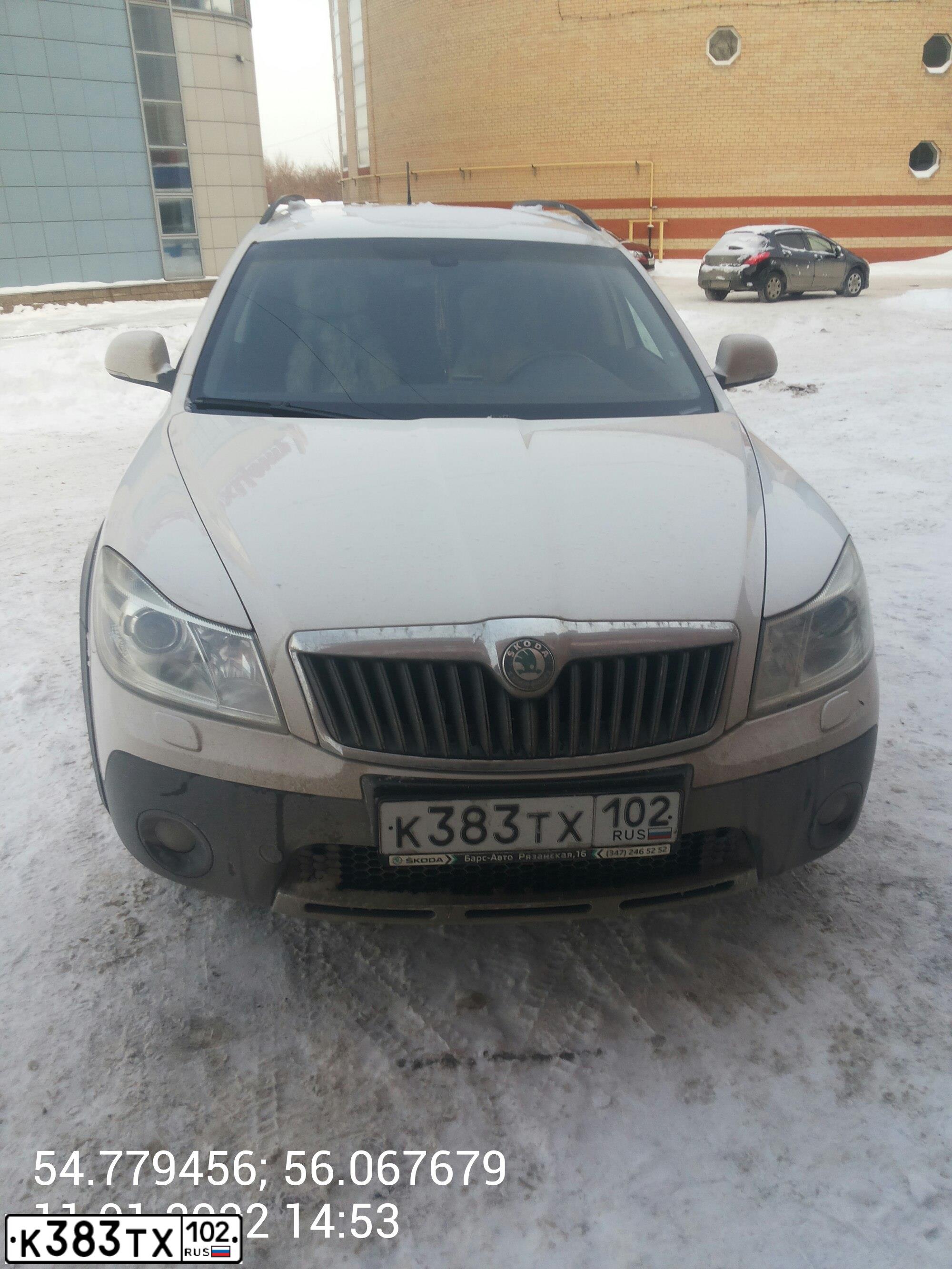 Фото автомобиля OPEL ASTRA, 2008 — госномер Х951НЕ45. Цвет: Белый