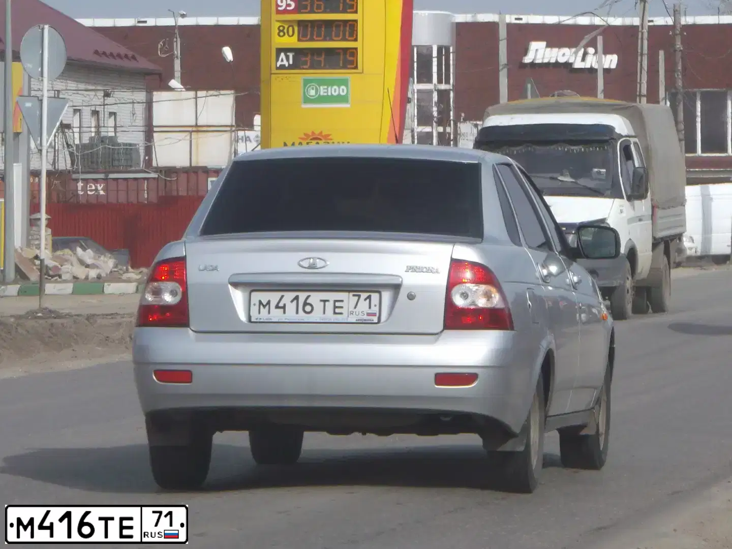 Фото автомобиля LADA 2170 PRIORA, 2012 — госномер М416ТЕ71. Цвет: СВЕТЛО-СЕРЕБРИСТЫЙ МЕТ