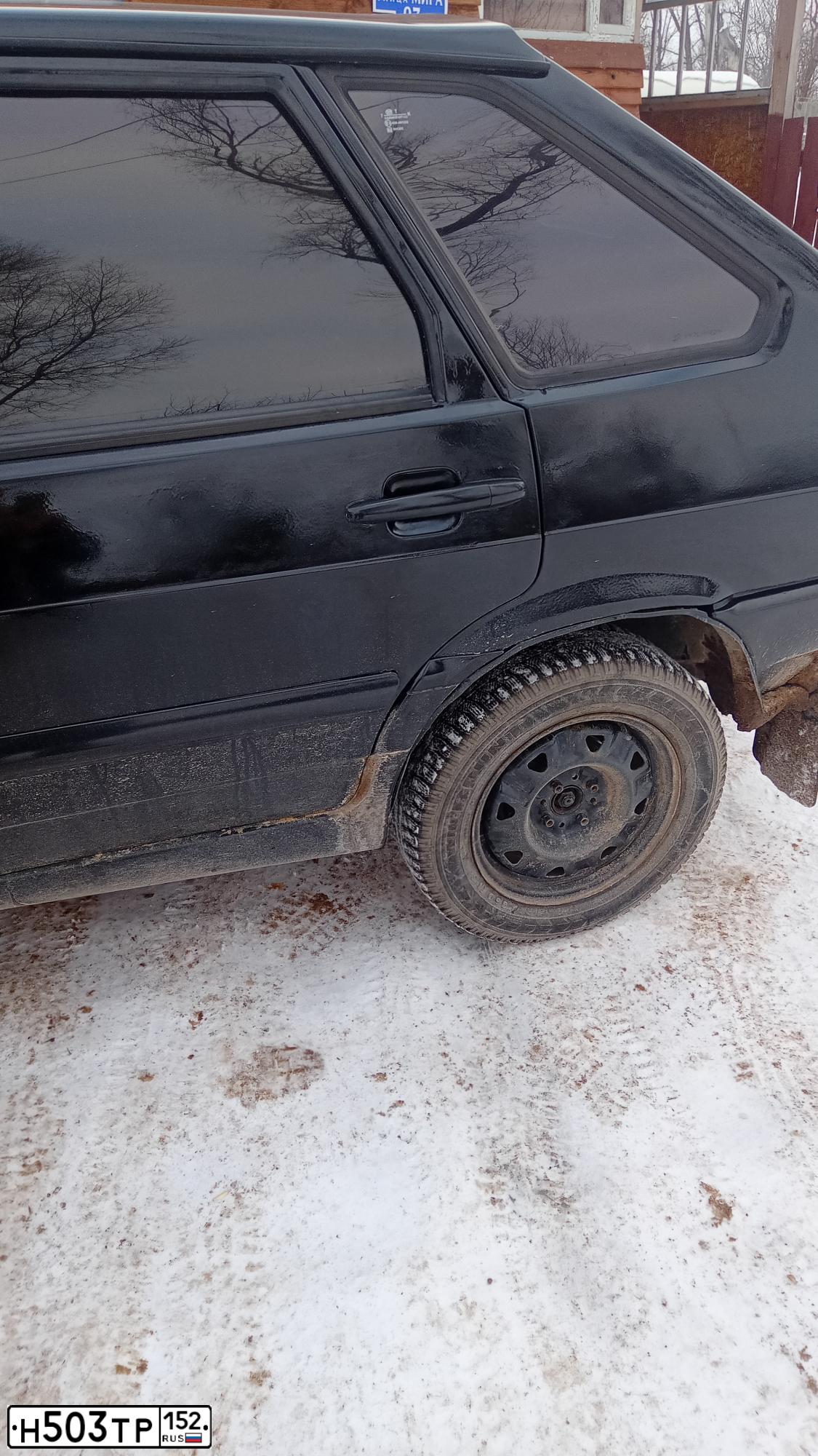 Фото автомобиля VAZ 2109 SAMARA, 1997 — госномер Н503ТР152. Цвет: ЧЕРНЫЙ