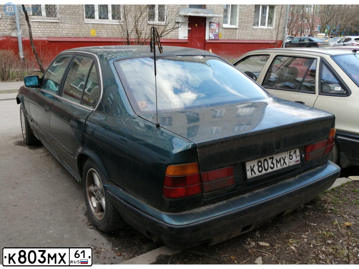 Фото автомобиля BMW БМВ 520, 1991 — госномер К803МХ61. Цвет: ЗЕЛЕНЫЙ