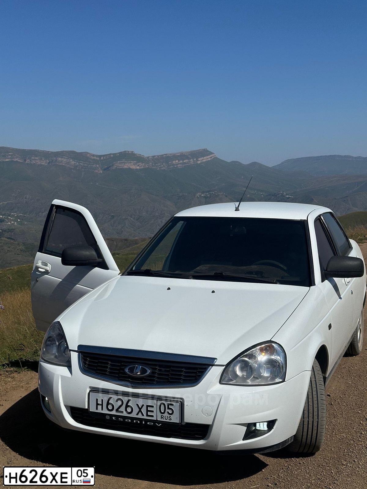 Фото автомобиля LADA PRIORA, 2015 — госномер А627АМ105