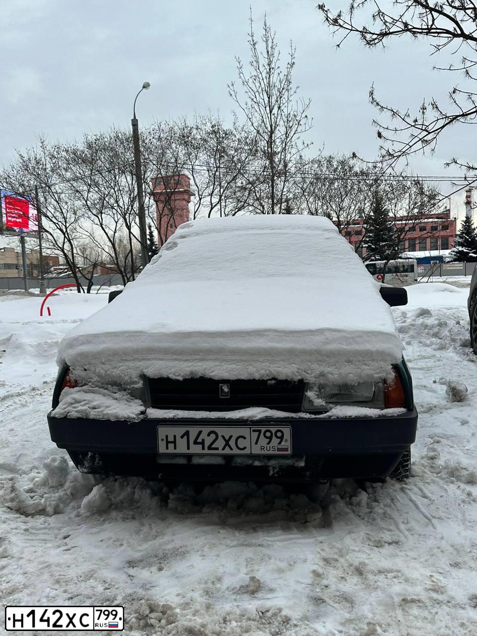 Фото автомобиля LADA 2109 SAMARA, 2000 — госномер Р999ТН99. Цвет: ЗЕЛЕНЫЙ МЕТАЛЛИК