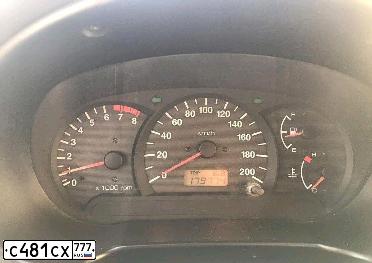 Фото автомобиля VOLKSWAGEN PASSAT, 2008 — госномер У581ТВ71. Цвет: ЧЕРНЫЙ