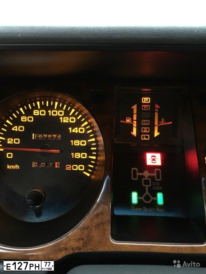 Фото автомобиля MITSUBISHI PAJERO, 1993 — госномер Е127РН77. Цвет: СИНИЙ