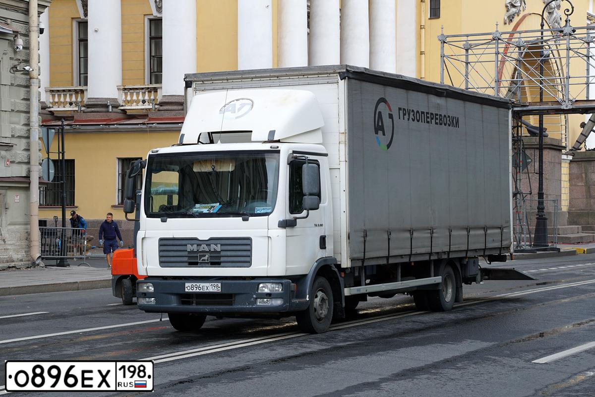 Фото автомобиля MAN TGL 7/8.XXX /4X2/, 2008 — госномер О896ЕХ198. Цвет: Белый