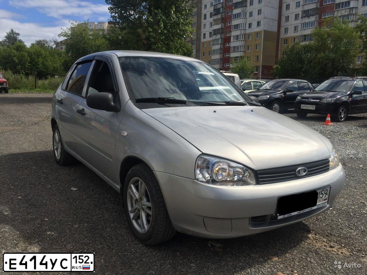 Фото автомобиля HYUNDAI IX35, 2010 — госномер Х777ВР52. Цвет: Темно-синий