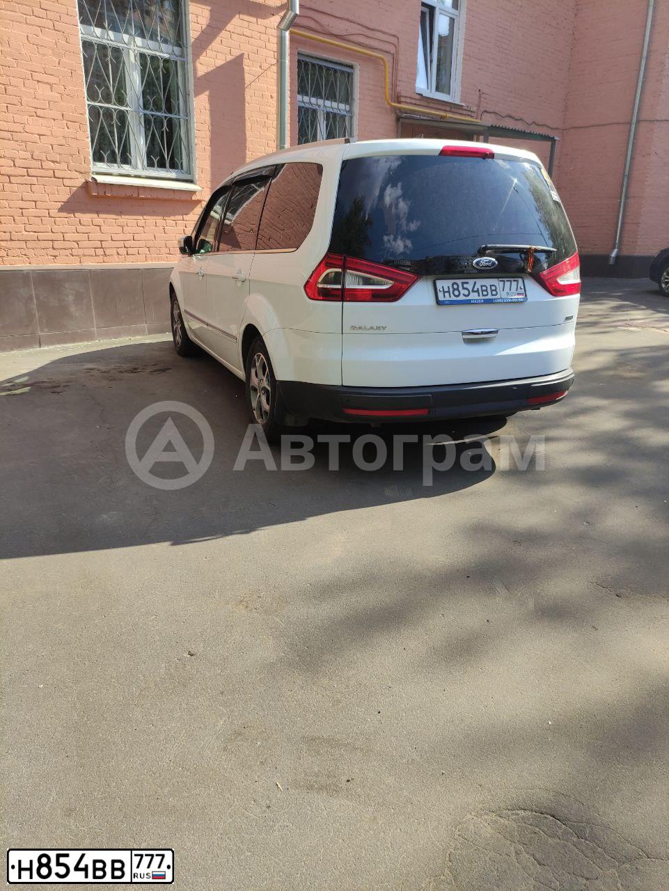 Фото автомобиля FORD GALAXY, 2014 — госномер М622ХС35. Цвет: Белый