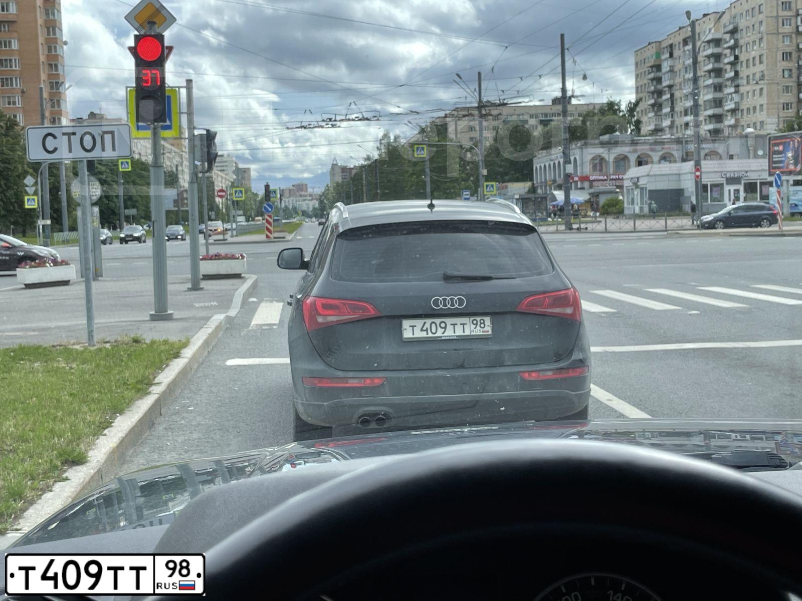 Фото автомобиля AUDI Q5, 2009 — госномер Т409ТТ98. Цвет: ЧЕРНЫЙ