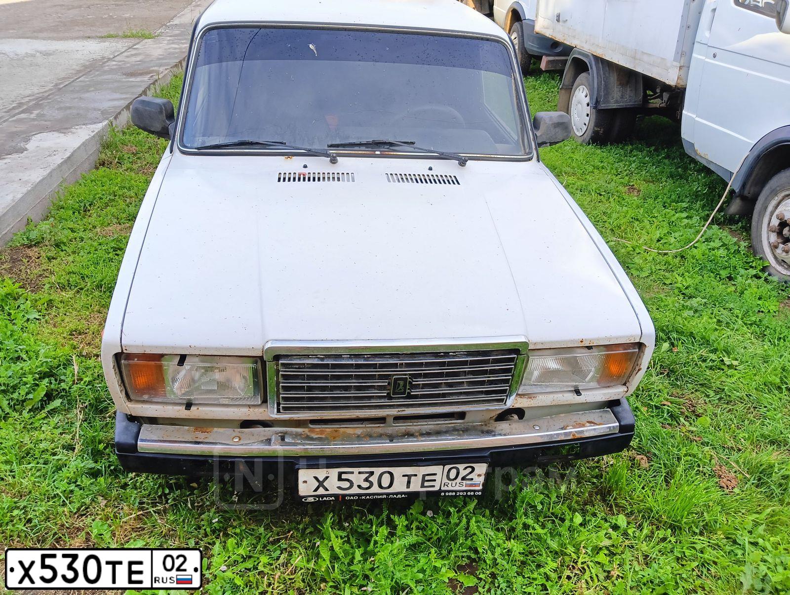 Фото автомобиля LADA 2107, 2006 — госномер Х530ТЕ02. Цвет: ЯРКО-БЕЛЫЙ