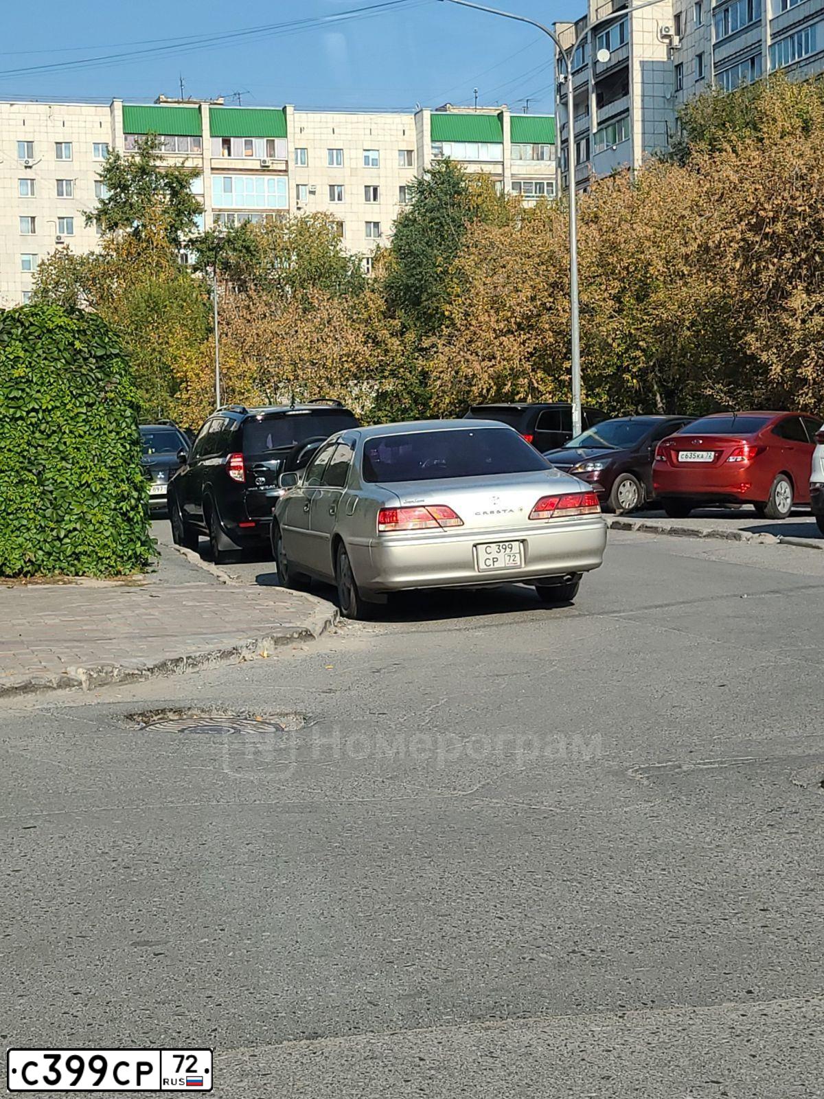 Фото автомобиля TOYOTA CRESTA, 1999 — госномер С399СР72