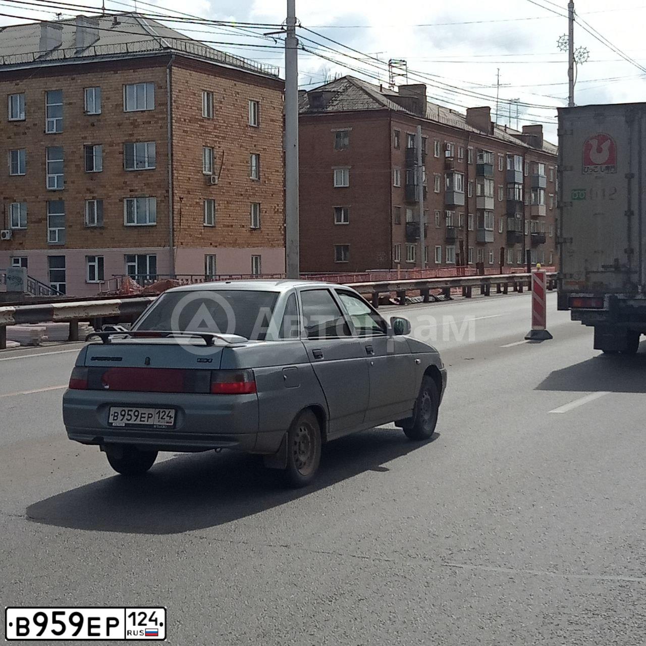 Фото автомобиля LADA 2110, 2005 — госномер В959ЕР124. Цвет: ЗЕЛЕНЫЙ