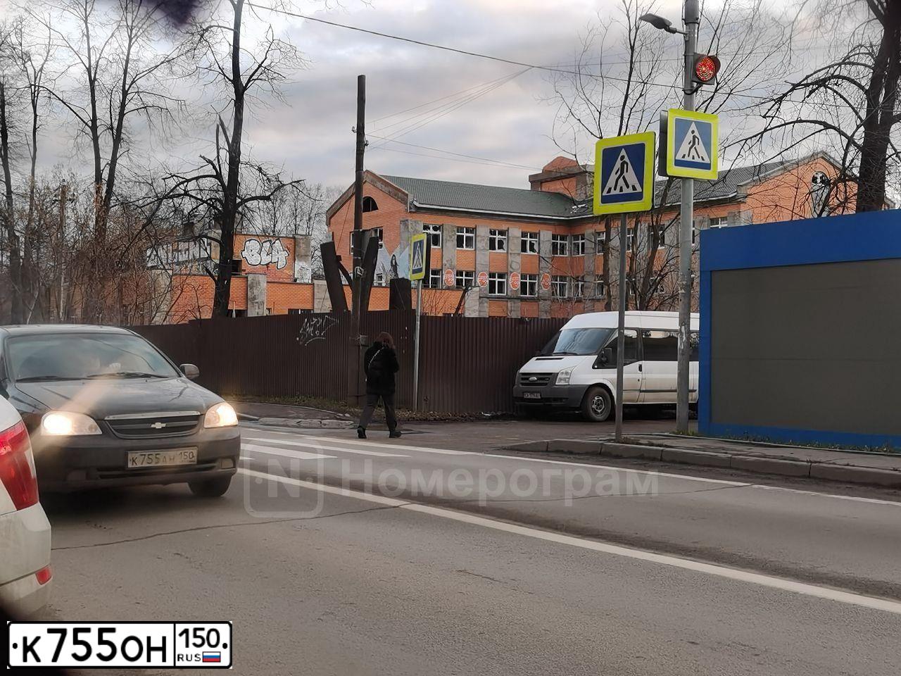 Фото автомобиля OPEL ASTRA, 2007 — госномер Р685КР136. Цвет: СЕРЕБРИСТЫЙ