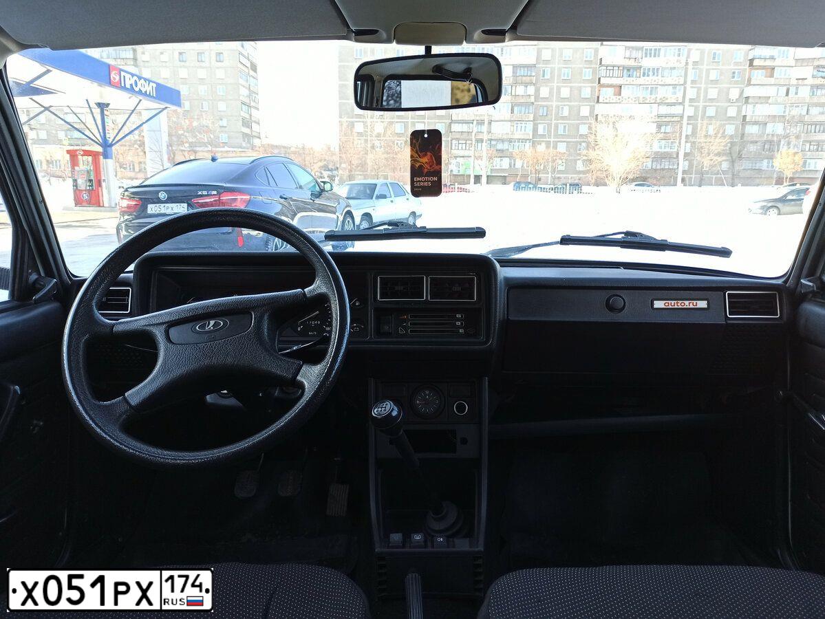 Фото автомобиля БМВ Х6М, 2016 — госномер Е310ВУ180. Цвет: ЧЕРНЫЙ