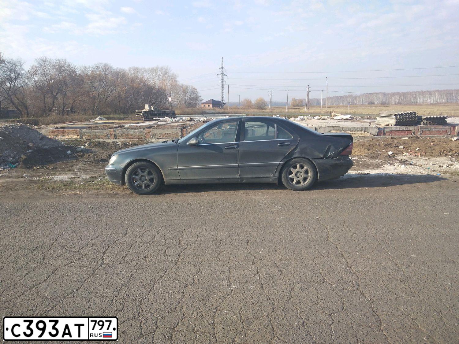 Фото автомобиля MERCEDES S-KLASSE, 1999 — госномер С393АТ797. Цвет: СИНИЙ ТЕМНЫЙ