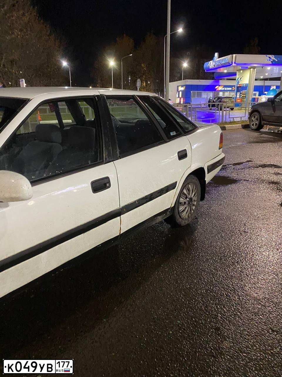 Фото автомобиля DAEWOO ESPERO, 1998 — госномер К139НС76. Цвет: Белый