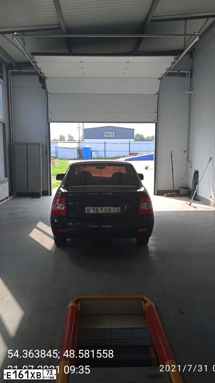 Фото автомобиля LADA PRIORA, 2007 — госномер Е365СС763