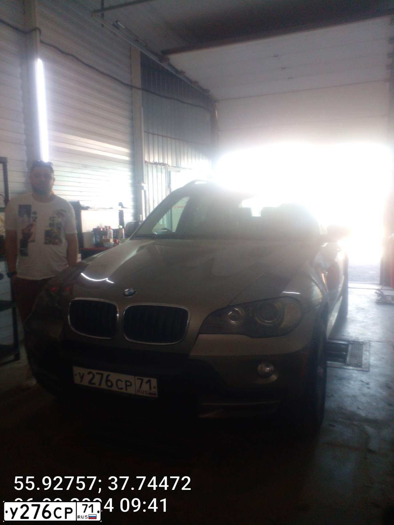 Фото автомобиля BMW X5, 2009 — госномер У276СР71. Цвет: СЕРО-БРОНЗОВЫЙ