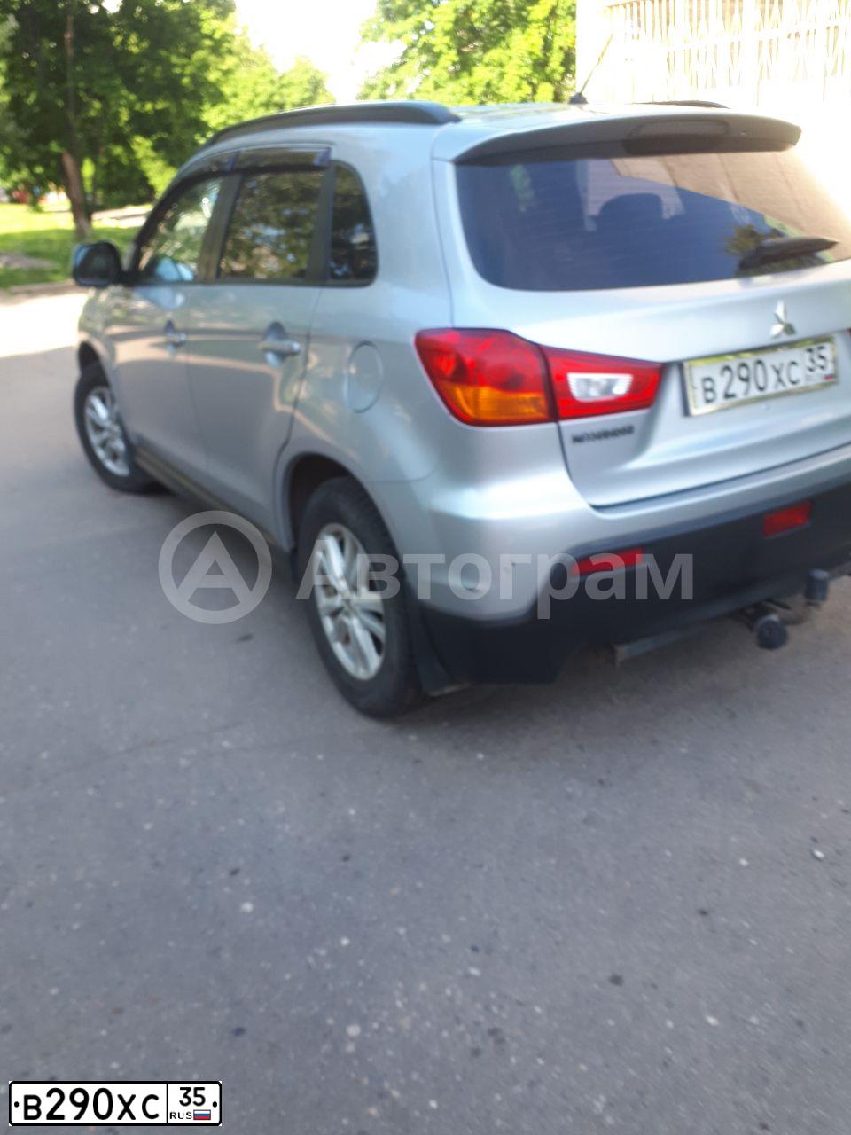 Фото автомобиля MITSUBISHI ASX, 2012 — госномер М386СС35. Цвет: Серебристый