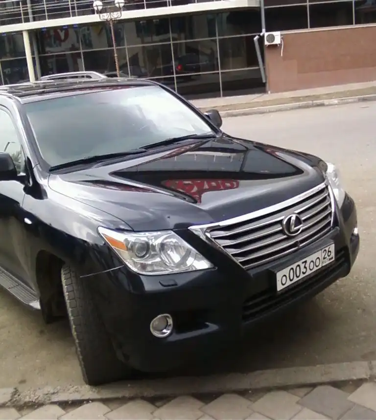 Фото автомобиля LEXUS LX, 2009 — госномер В172ЕН122. Цвет: ЧЕРНЫЙ