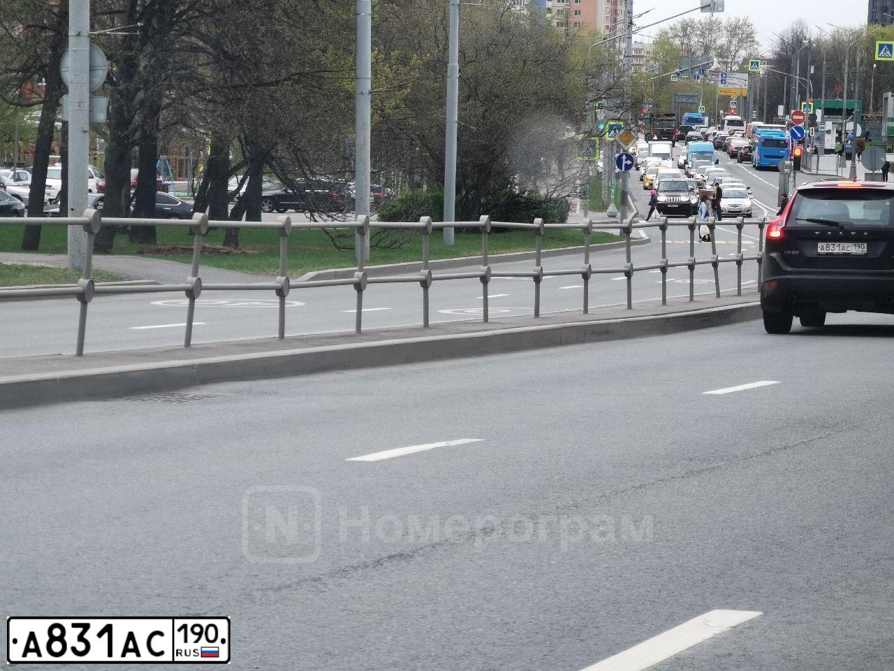 Фото автомобиля VOLVO XC60, 2008 — госномер А831АС190. Цвет: ЧЕРНЫЙ