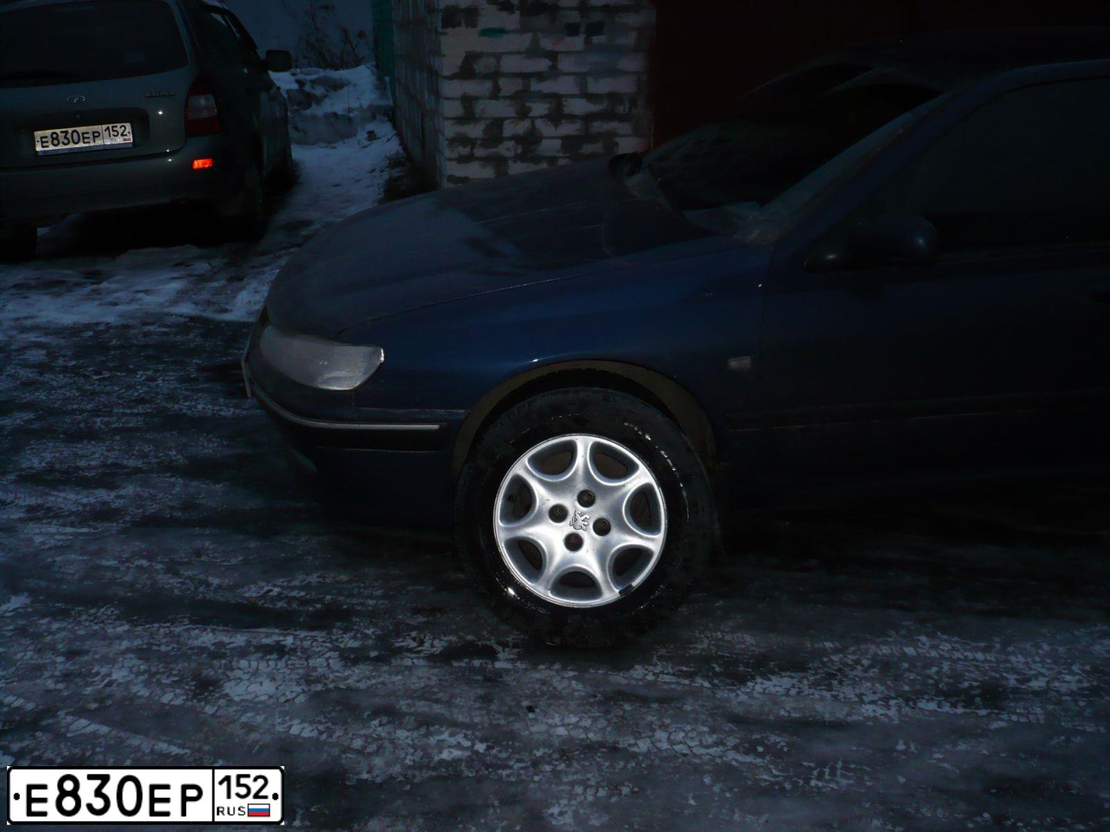 Фото автомобиля LADA 1117 KALINA, 2011 — госномер Е830ЕР152. Цвет: ТЕМНО-СЕРЫЙ МЕТАЛЛИК