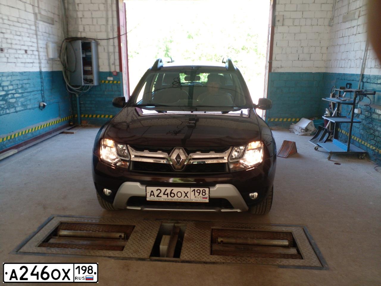 Фото автомобиля RENAULT DUSTER, 2018 — госномер Н910НМ10. Цвет: ТЕМНО-КОРИЧНЕВЫЙ