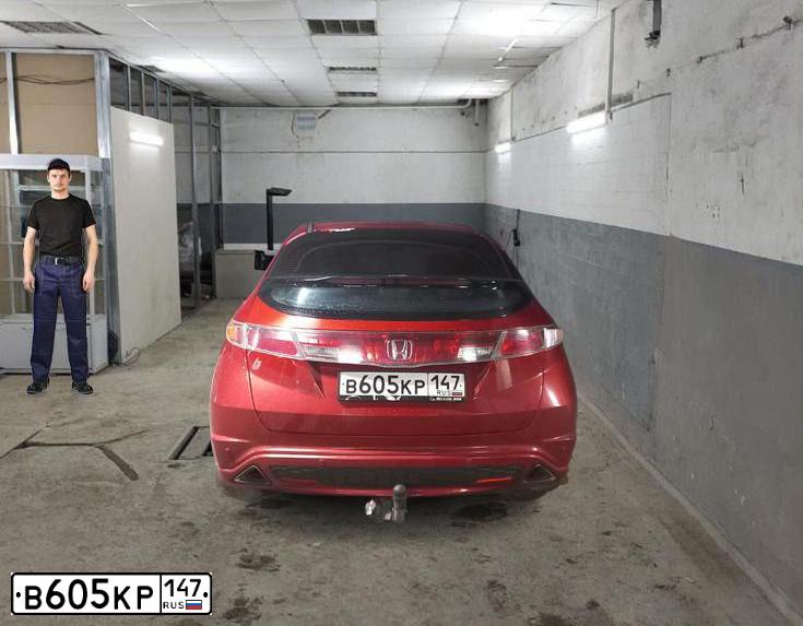 Фото автомобиля HONDA CIVIC, 2007 — госномер В605КР147. Цвет: Красный