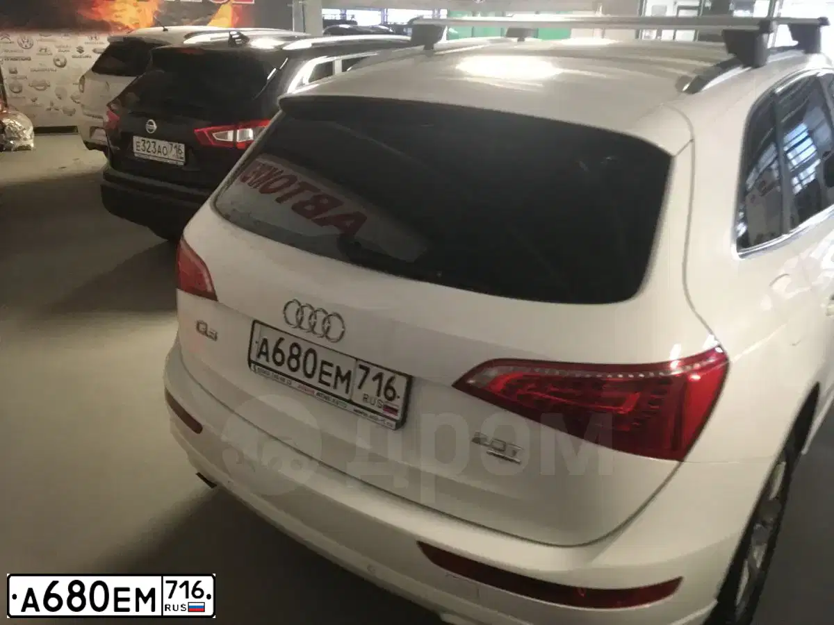 Фото автомобиля AUDI Q5, 2009 — госномер М323АМ116. Цвет: Белый