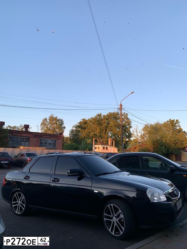 Фото автомобиля LADA 2170 PRIORA, 2007 — госномер К008ОА150. Цвет: Сине-Черный