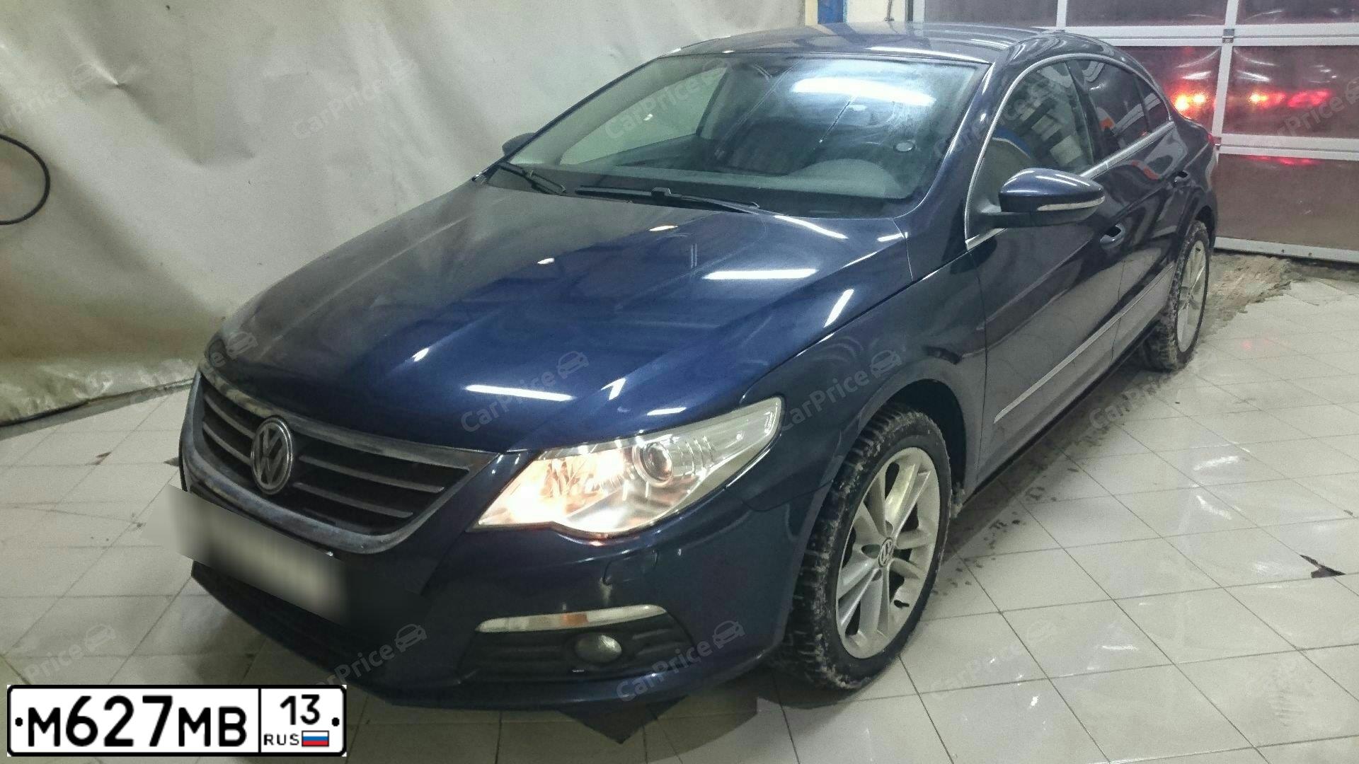 Фото автомобиля VOLKSWAGEN PASSAT CC, 2012 — госномер Т130МЕ58. Цвет: Темно-синий