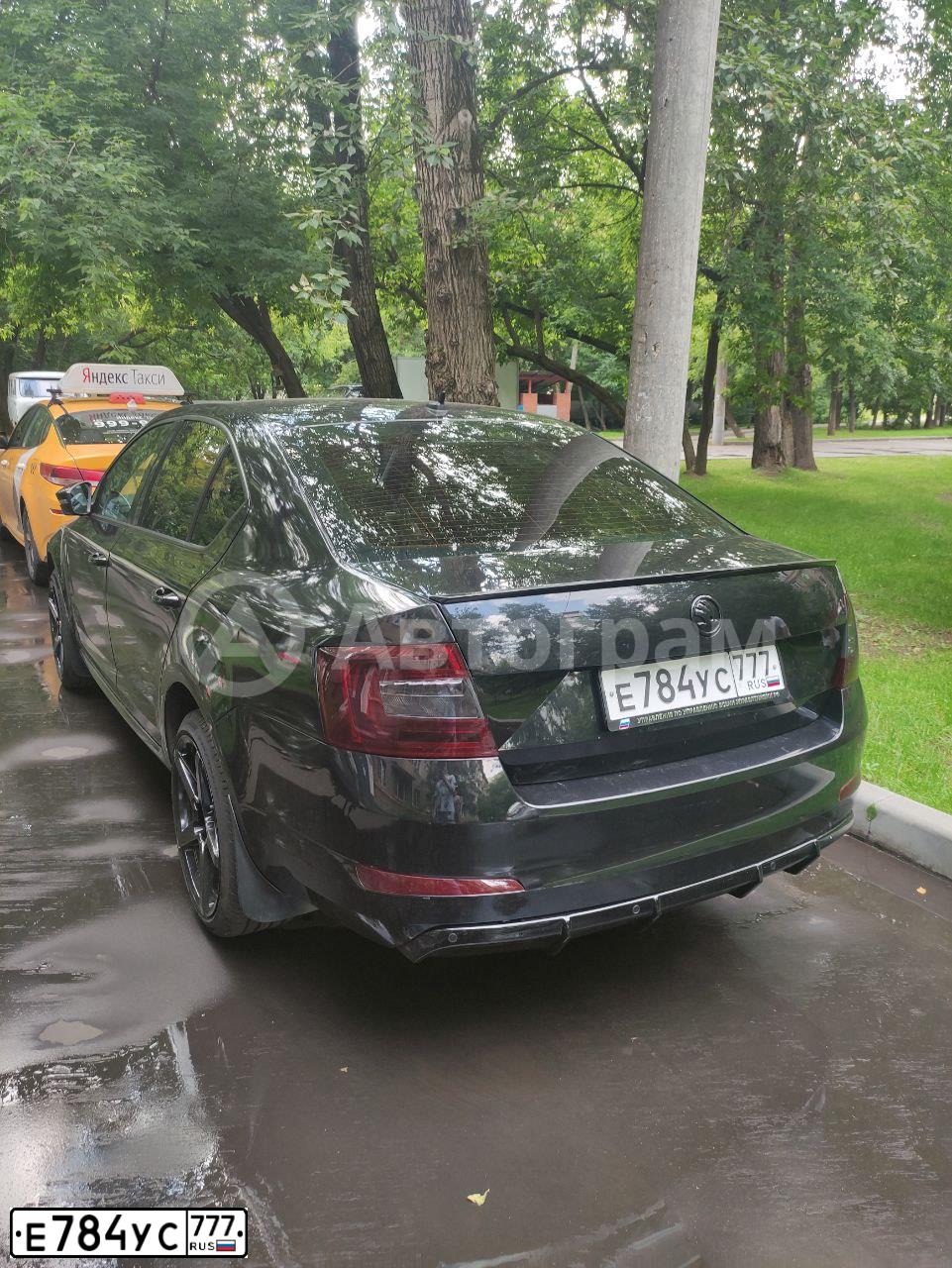 Фото автомобиля SKODA OCTAVIA, 2017 — госномер В218ОК37. Цвет: ЧЕРНЫЙ