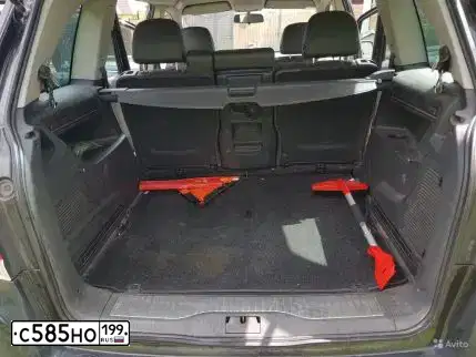 Фото автомобиля OPEL ZAFIRA, 2008 — госномер С585НО199. Цвет: ЧЕРНЫЙ