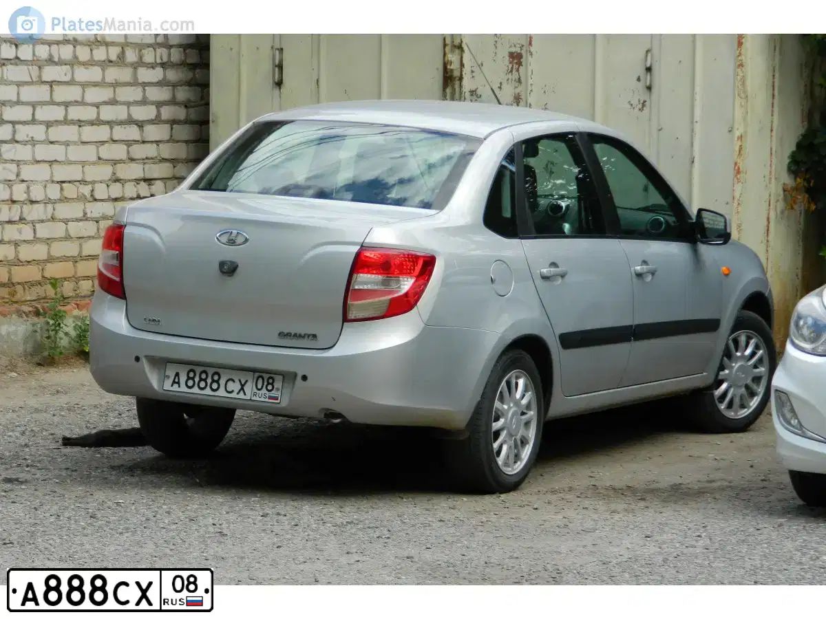 Фото автомобиля LADA 2190 GRANTA, 2014 — госномер А888СХ08. Цвет: Серебристый