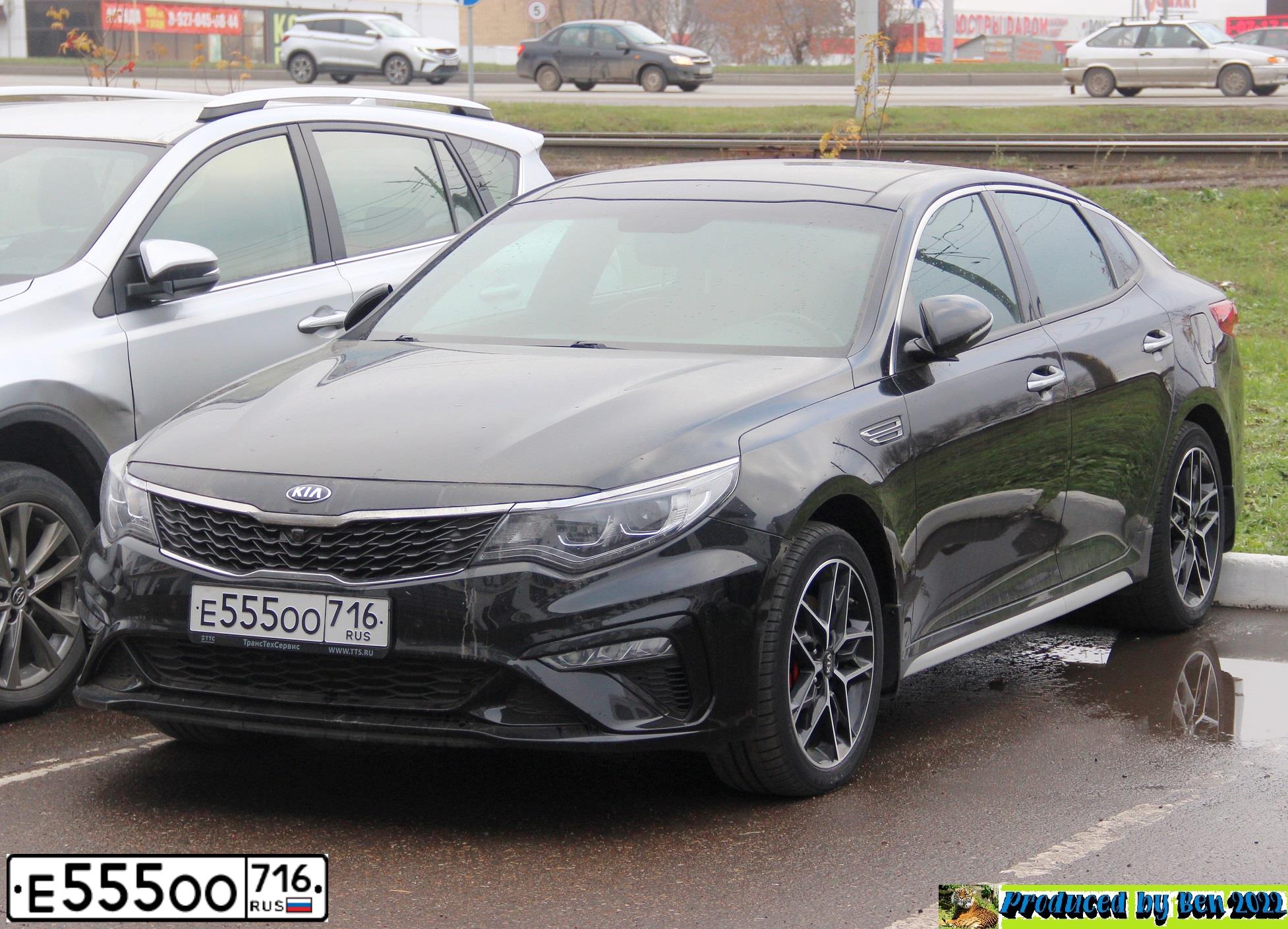 Фото автомобиля KIA MAGENTIS / OPTIMA, 2018 — госномер Е555ОО716. Цвет: ЧЕРНЫЙ