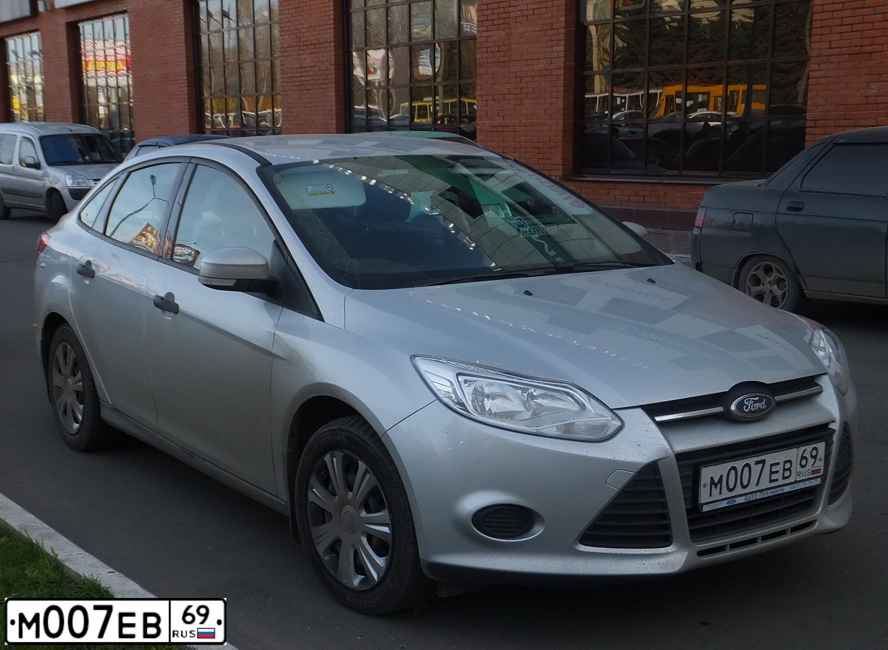 Фото автомобиля FORD FOCUS, 2012 — госномер М007ЕВ69. Цвет: СЕРЕБРИСТЫЙ