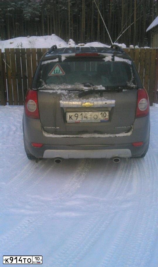 Фото автомобиля CHEVROLET CAPTIVA, 2008 — госномер М159ОХ10. Цвет: СЕРЫЙ